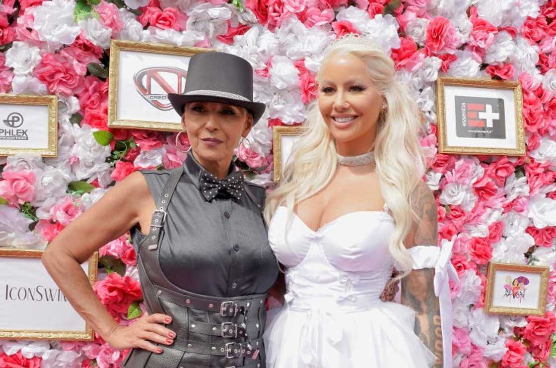 Dorothy Rose and her daughter, model/actress Amber Dorothy Rose and her daughter, model/actress Amber