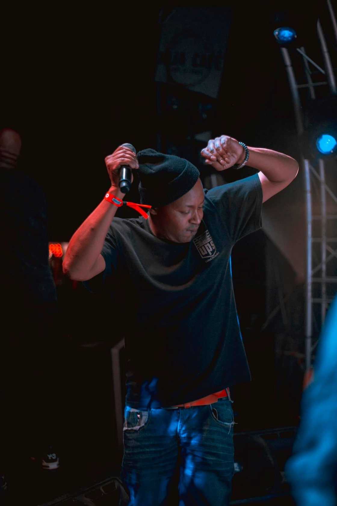 Fans celebrated Magesh's life Fans celebrated Magesh's life