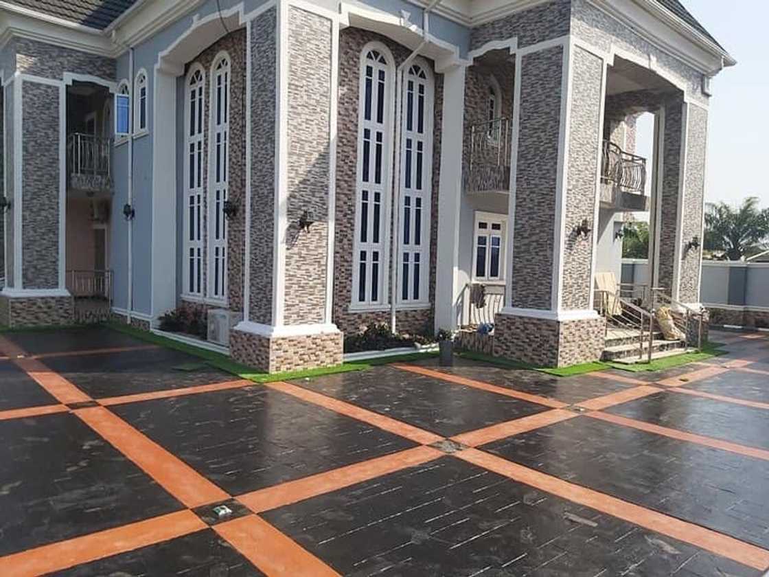 Expensive neighborhoods in Africa Expensive neighborhoods in Africa