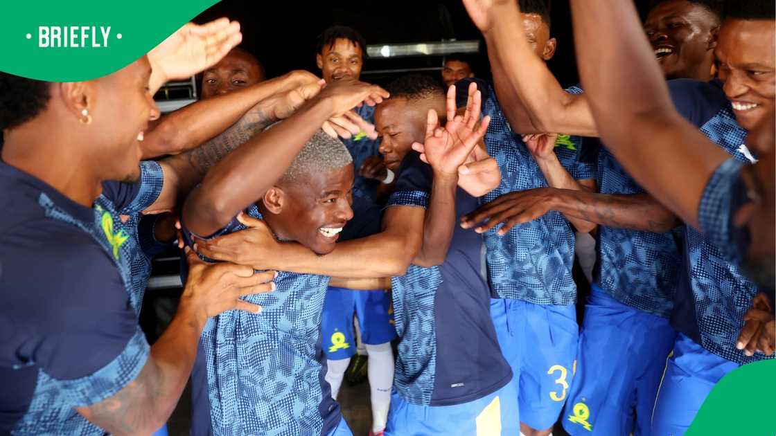 Neo Maema, FIFA Club World Cup, Mamelodi Sundowns, Borussia Dortmund.