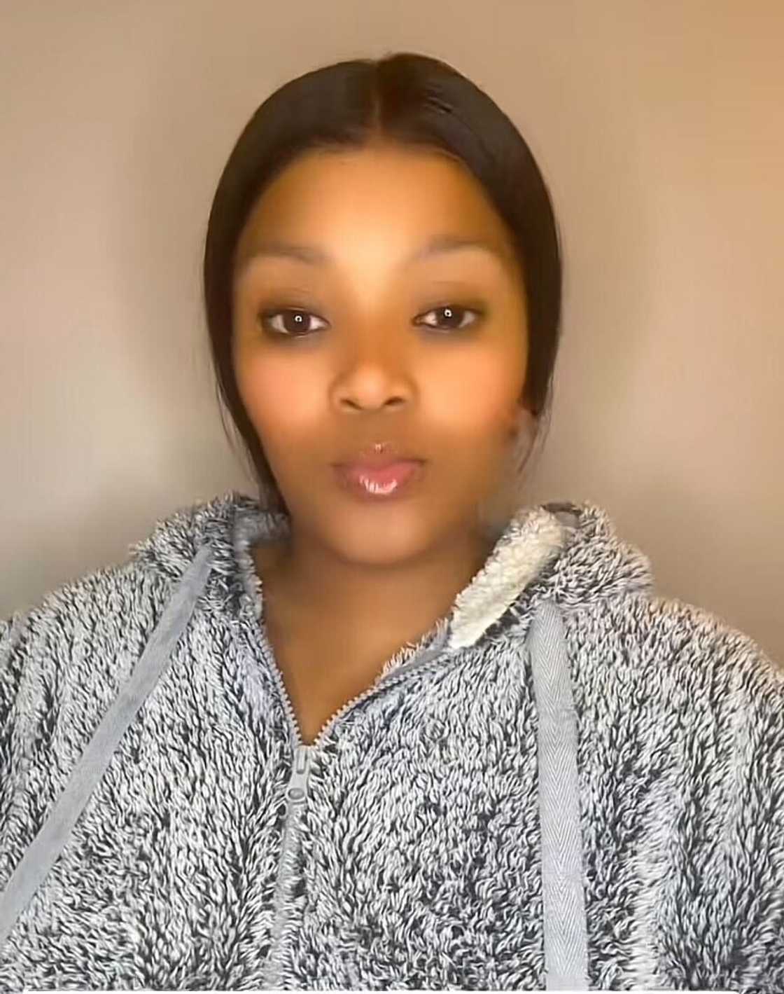 A woman gifted her colleagues for Valentine’s Day in a TikTok video. A woman gifted her colleagues for Valentine’s Day in a TikTok video.
