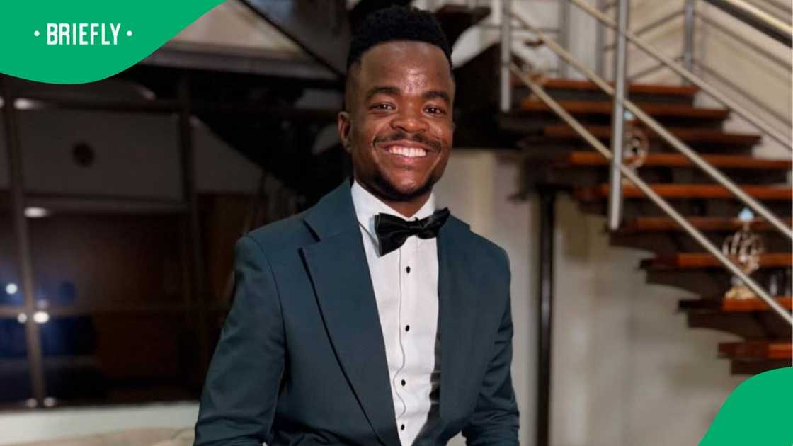 Uyanda Hlangabezo announced his gogo's passing Uyanda Hlangabezo announced his gogo's passing