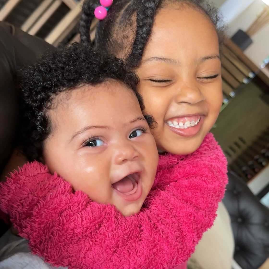 Social media users loved the two creative helpers idea of keeping the baby safe Social media users loved the two creative helpers idea of keeping the baby safe