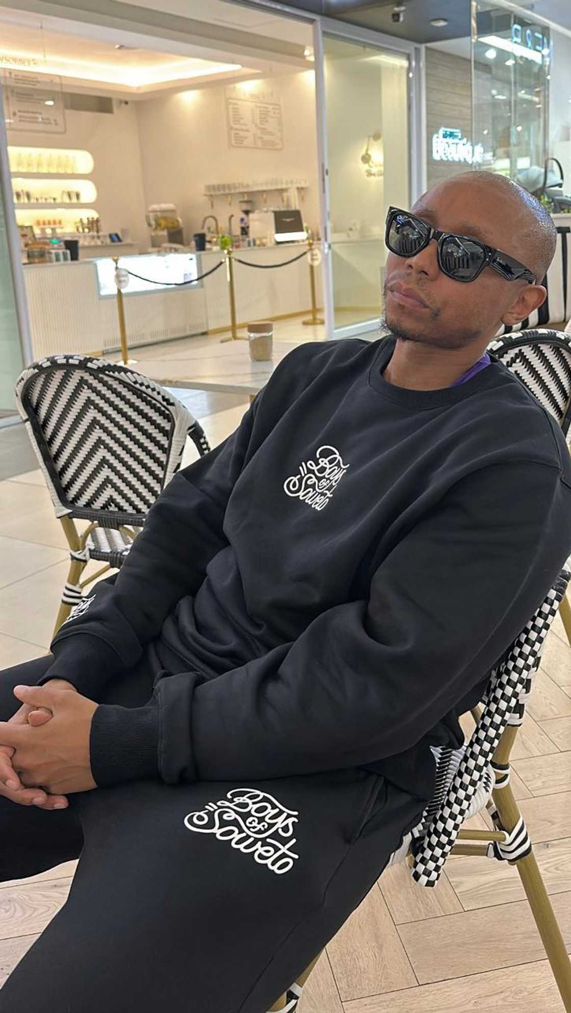 Sdumo Mtshali's hotel lobby challenge video with Jonasi and Bobbi cracks Mzansi up