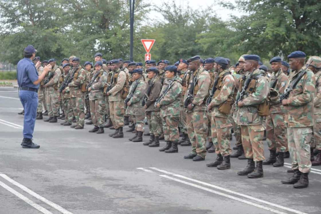 how do i join the south african military health service? how do i join the south african military health service?