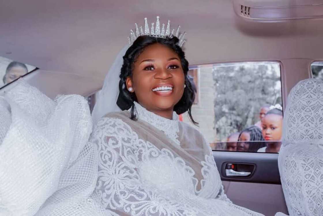 Woman says her friends pushed her into marrying her husband Woman says her friends pushed her into marrying her husband