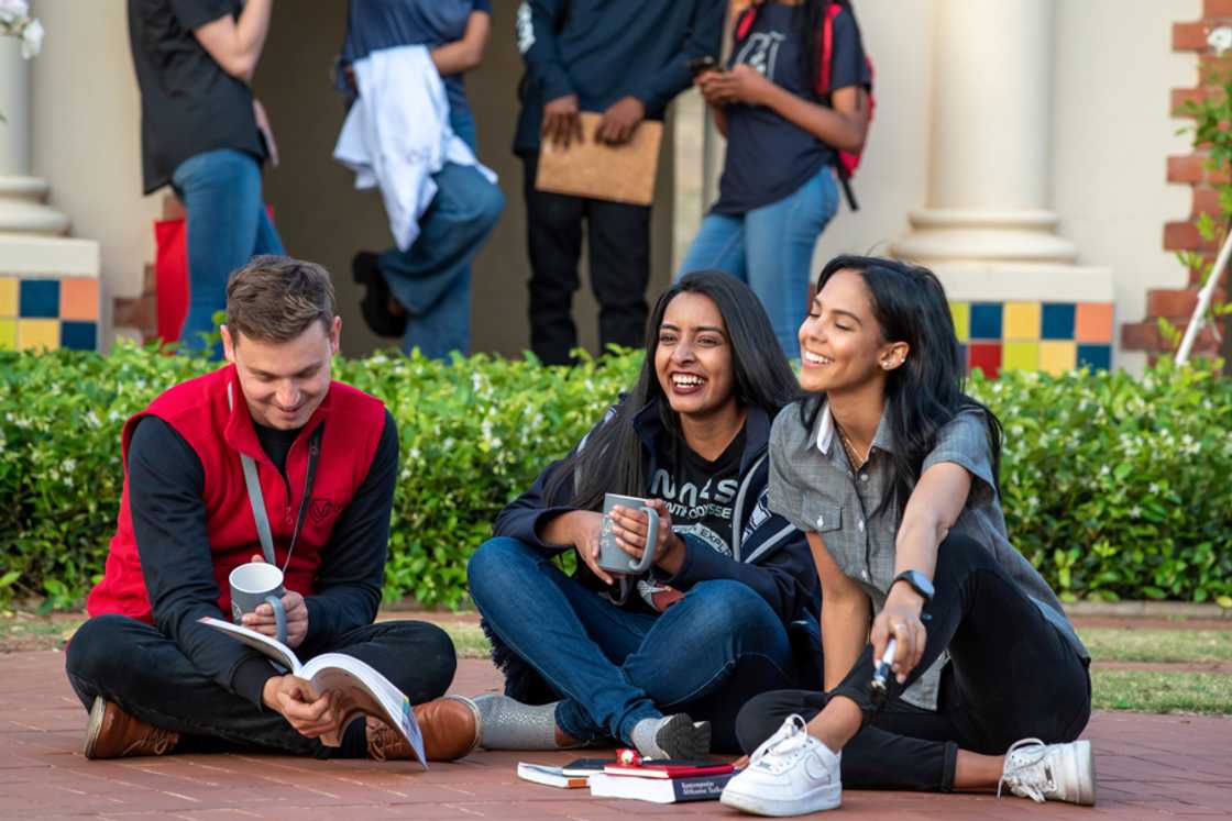 Free State University students during Gateway Orientation Programme. Free State University students during Gateway Orientation Programme.