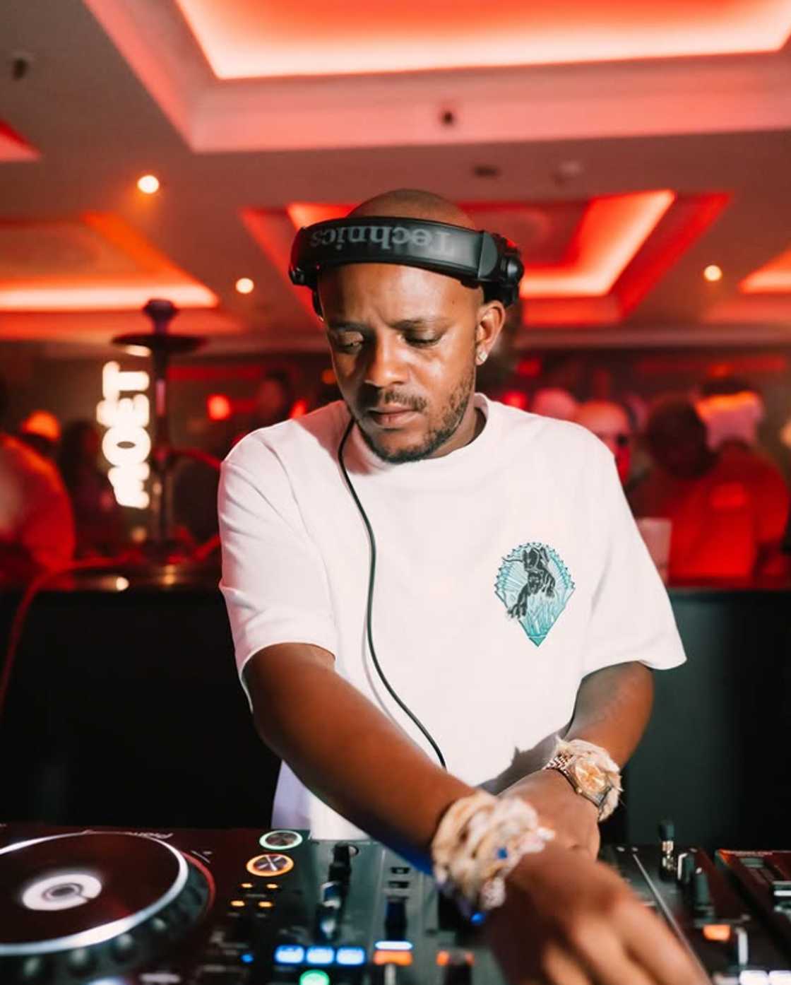 Kabza De Small has cancelled his weekend gigs. Kabza De Small has cancelled his weekend gigs.