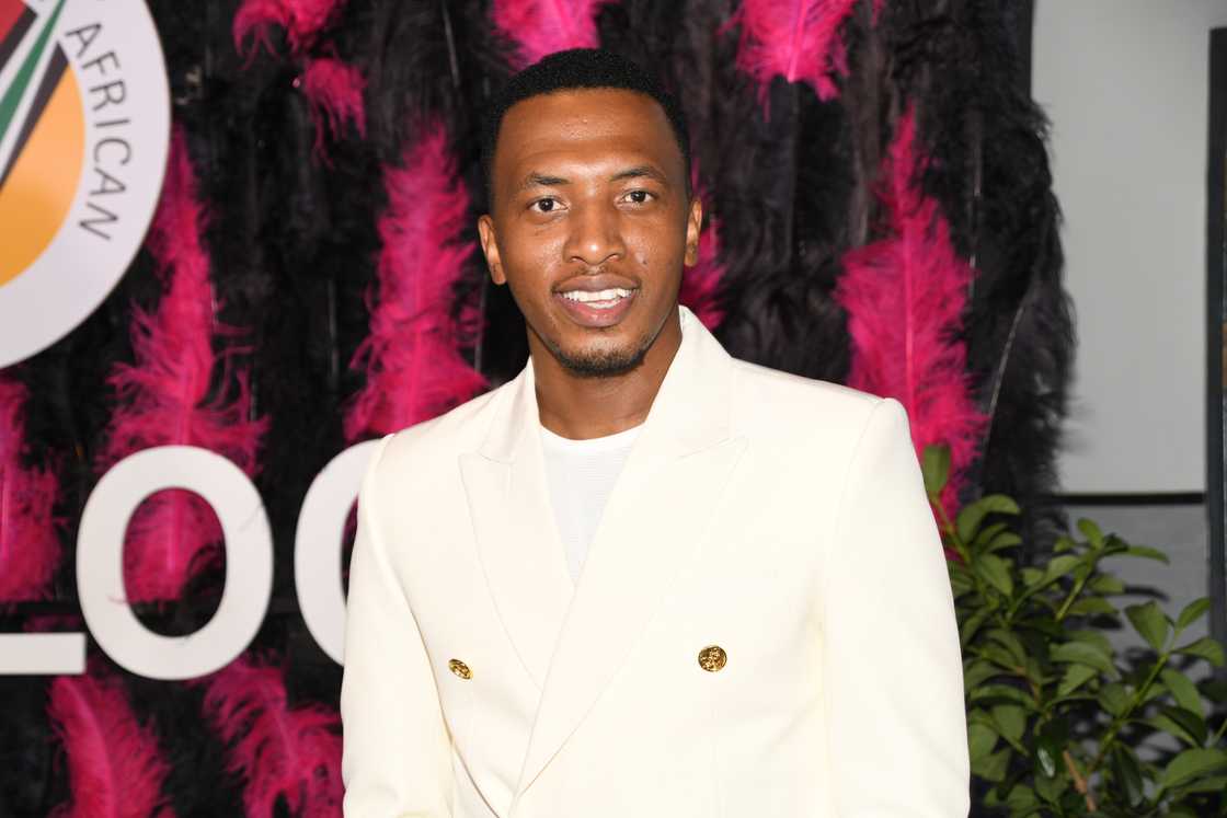 Dumi accuses KZN artists of lacking drive and hinger. Dumi accuses KZN artists of lacking drive and hinger.