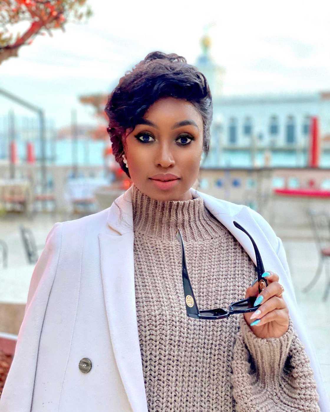 Phuti Khomo biography Phuti Khomo biography