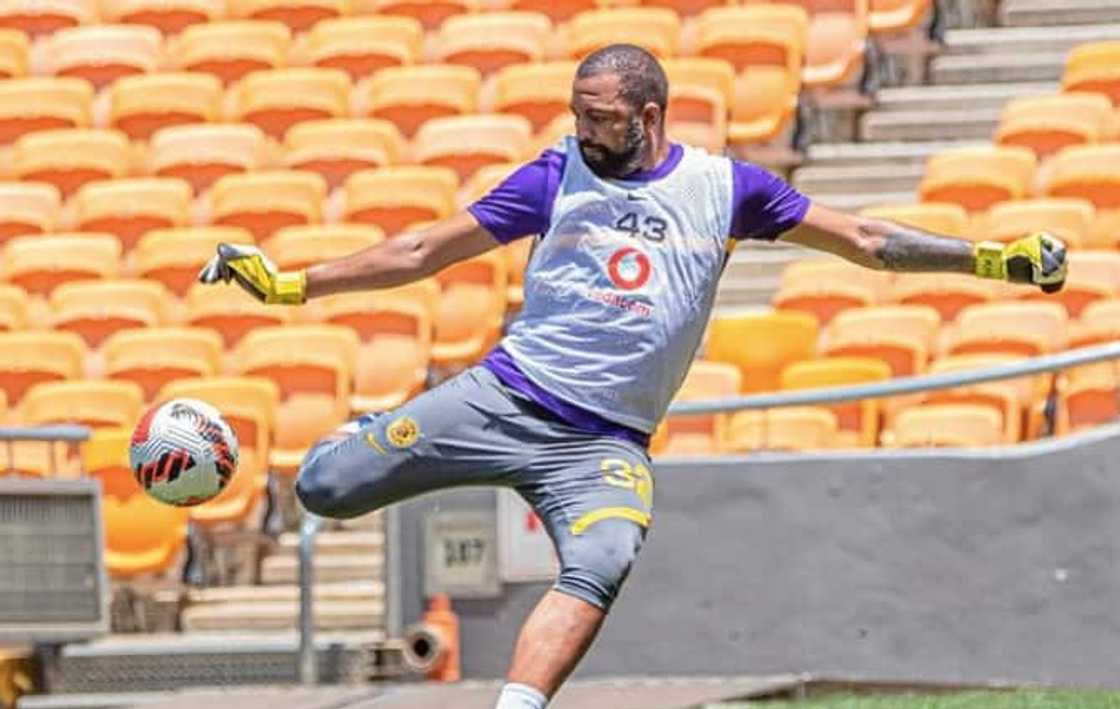 itumeleng khune, kaizer chiefs, bafana bafana, daniel akpeyi itumeleng khune, kaizer chiefs, bafana bafana, daniel akpeyi