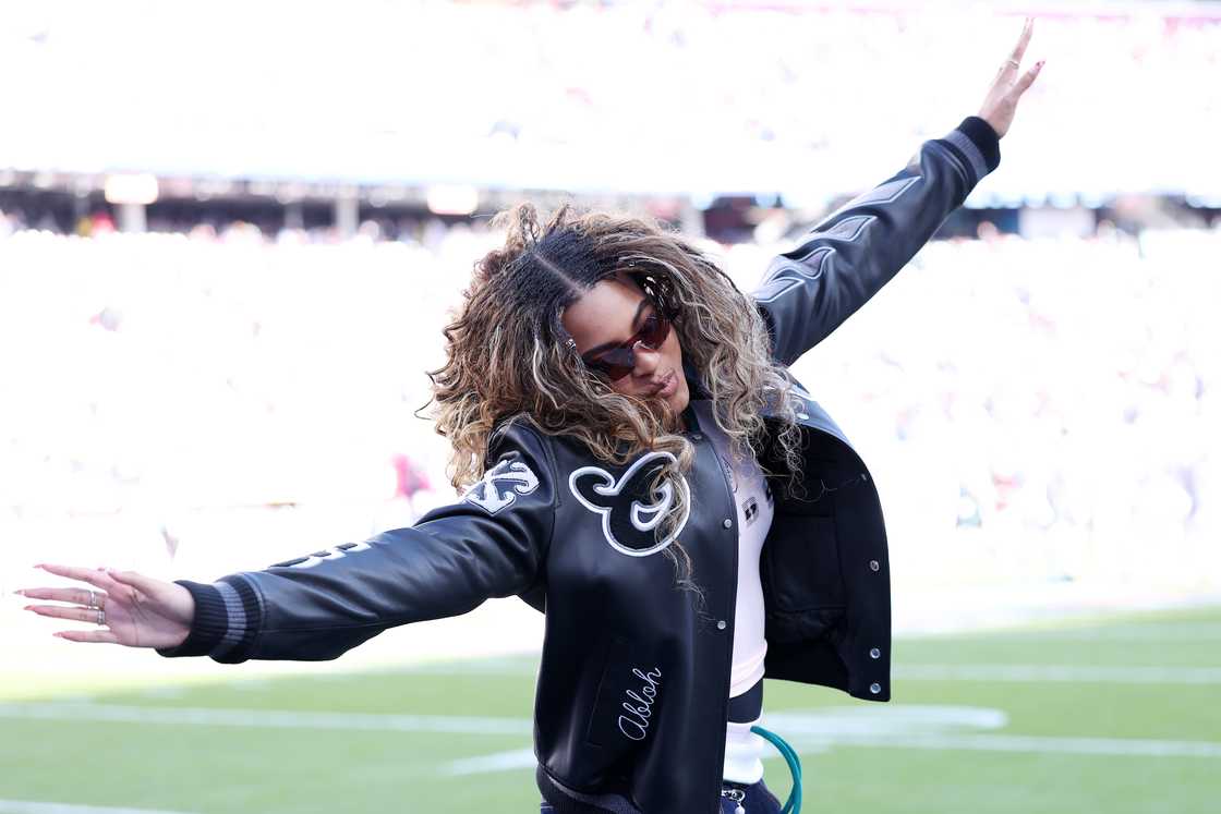 Blue Ivy recreated her iconic Super Bowl jump. Blue Ivy recreated her iconic Super Bowl jump.
