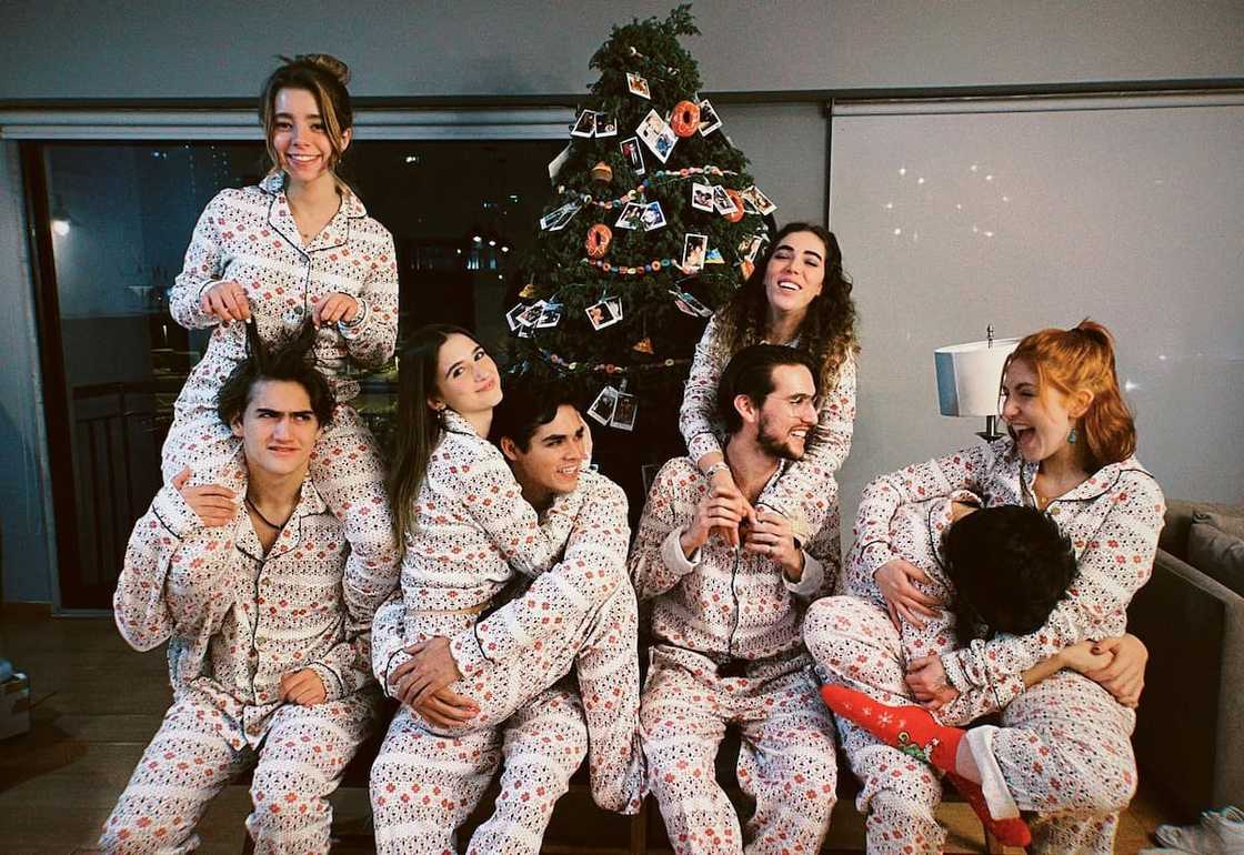 Fair isle matching sets Fair isle matching sets