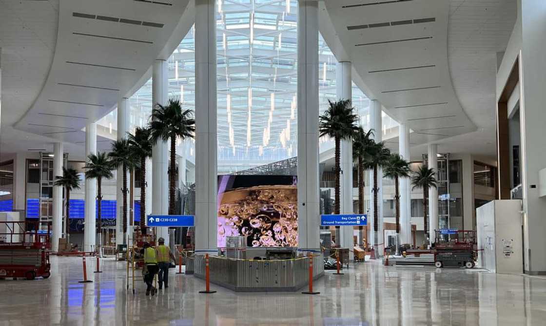 biggest and busiest airport in the world biggest and busiest airport in the world