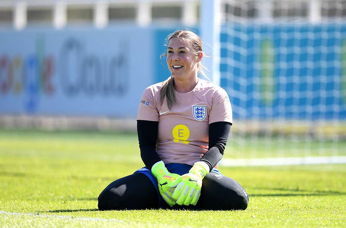 Mary Earps of England during a training session Mary Earps of England during a training session