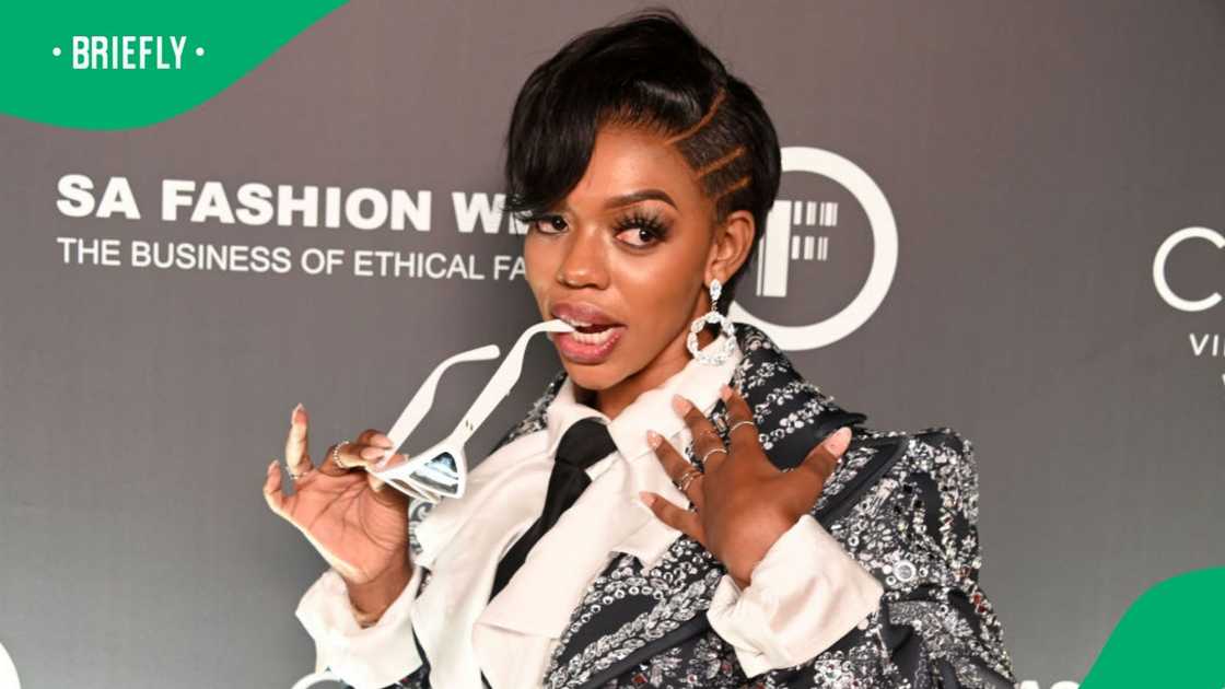 Khosi Twala stuns in new dress Khosi Twala stuns in new dress