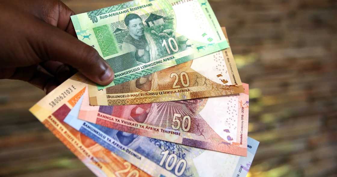 rand, dollar, violent protests, gauteng, kwazulu-natal, weakest level