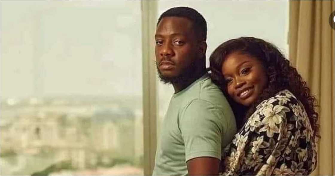 Wife Transfers almost all her 1st Salary to her Hubby, Pays Kids' Teacher, Story Causes Stir online Wife Transfers almost all her 1st Salary to her Hubby, Pays Kids' Teacher, Story Causes Stir online