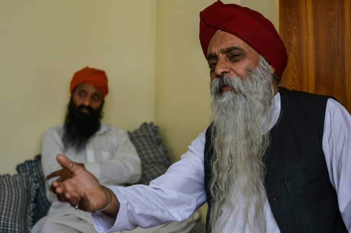 During the raid, Manmohan Singh Sethi fell to the ground, injuring his legs and a hand During the raid, Manmohan Singh Sethi fell to the ground, injuring his legs and a hand