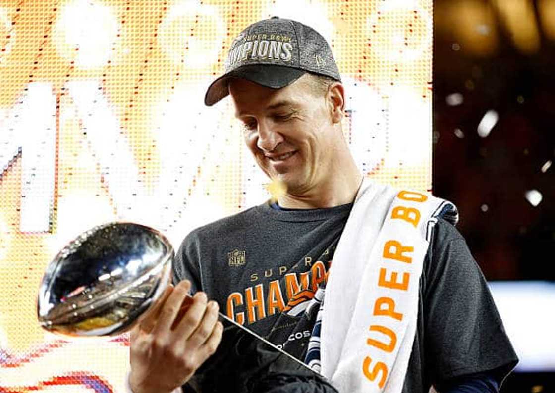 Peyton Manning's rings Peyton Manning's rings