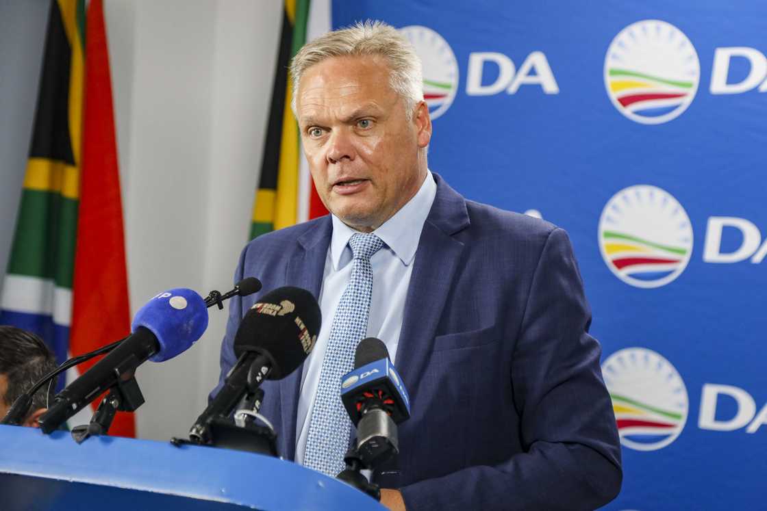 The Democratic Alliance are troubled by the absence of Afrikaans news without any notice The Democratic Alliance are troubled by the absence of Afrikaans news without any notice