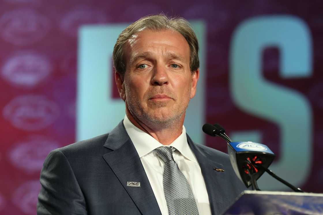 highest paid college football coaches highest paid college football coaches