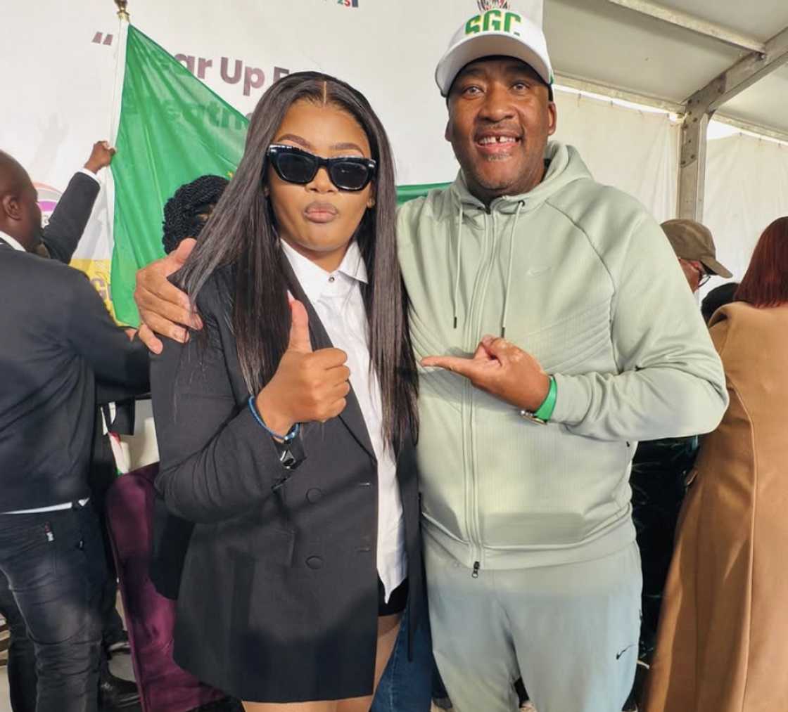 Lady Du taught Gayton McKenzie how to dance Lady Du taught Gayton McKenzie how to dance