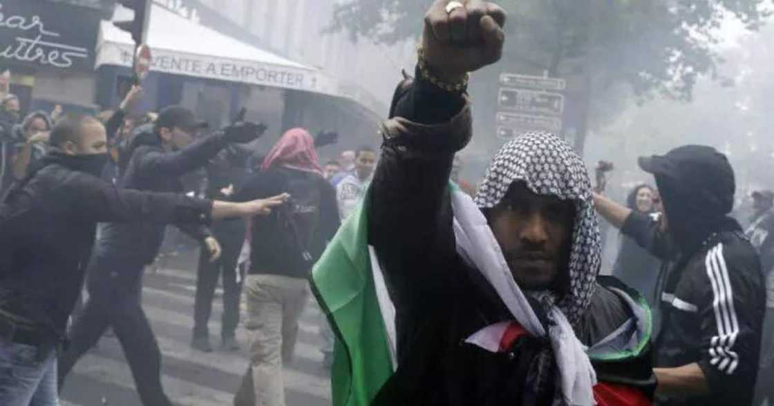 SA Pro Palestinian Protestors Demand That Cyril Ramaphosa Take Action SA Pro Palestinian Protestors Demand That Cyril Ramaphosa Take Action