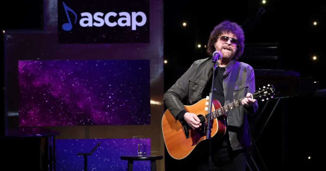 Who is Cameila Kath's husband? Who is Cameila Kath's husband?