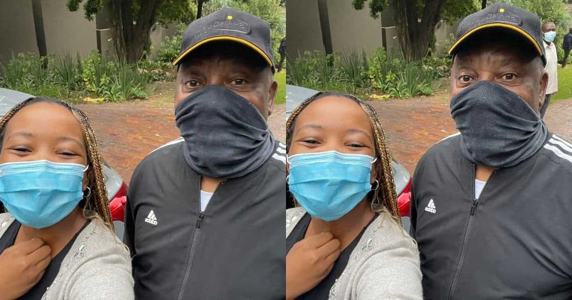 Woman scores selfie with Ramaphosa during morning jog Woman scores selfie with Ramaphosa during morning jog