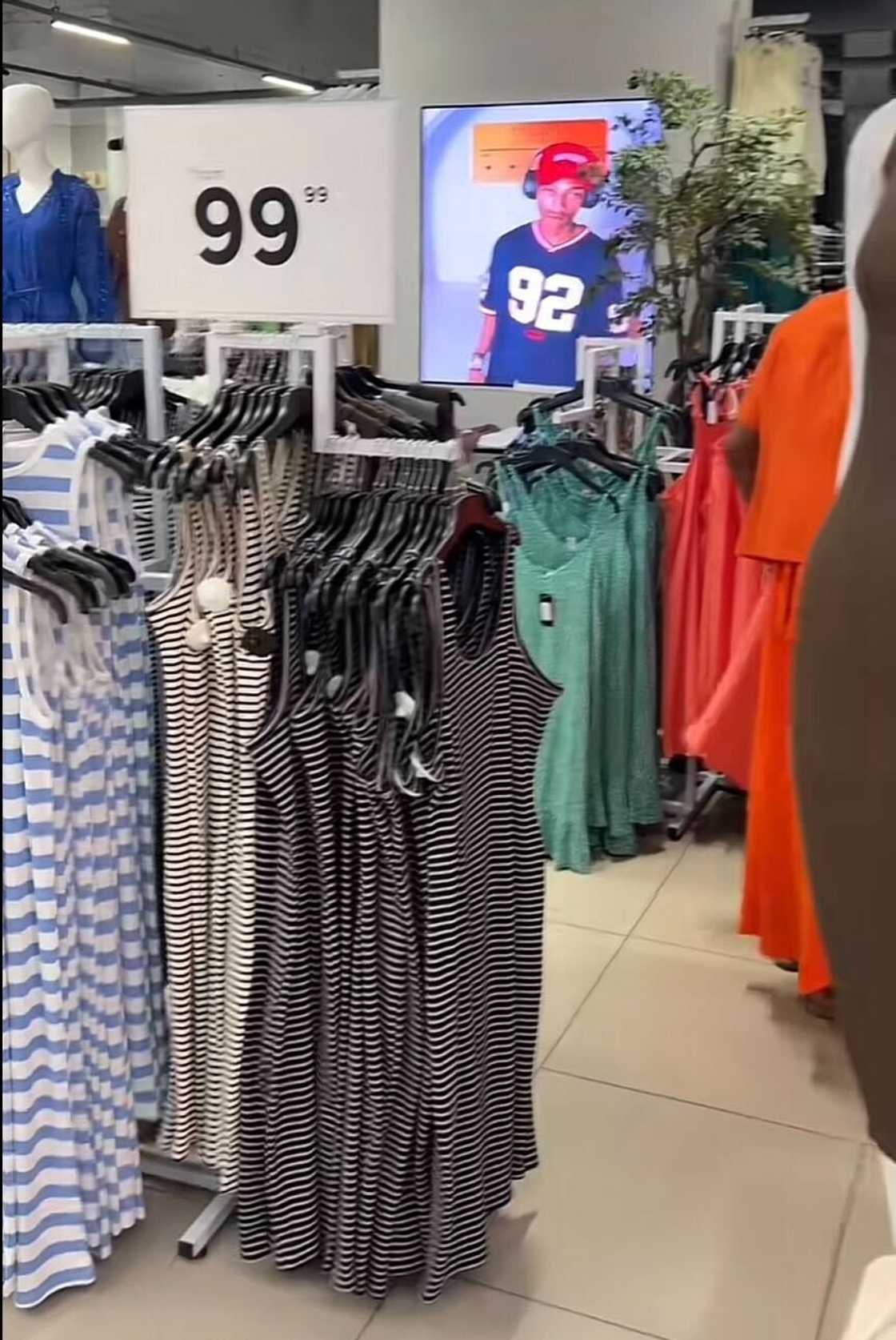 A video featuring R99 summer dresses has blown South Africans away. A video featuring R99 summer dresses has blown South Africans away.