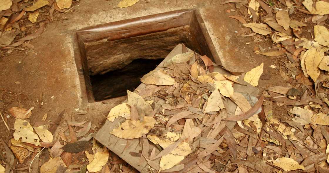 Gauteng Man, finally rescued, stuck in stormwater drain, 18 hours, Alberton, manhole Gauteng Man, finally rescued, stuck in stormwater drain, 18 hours, Alberton, manhole