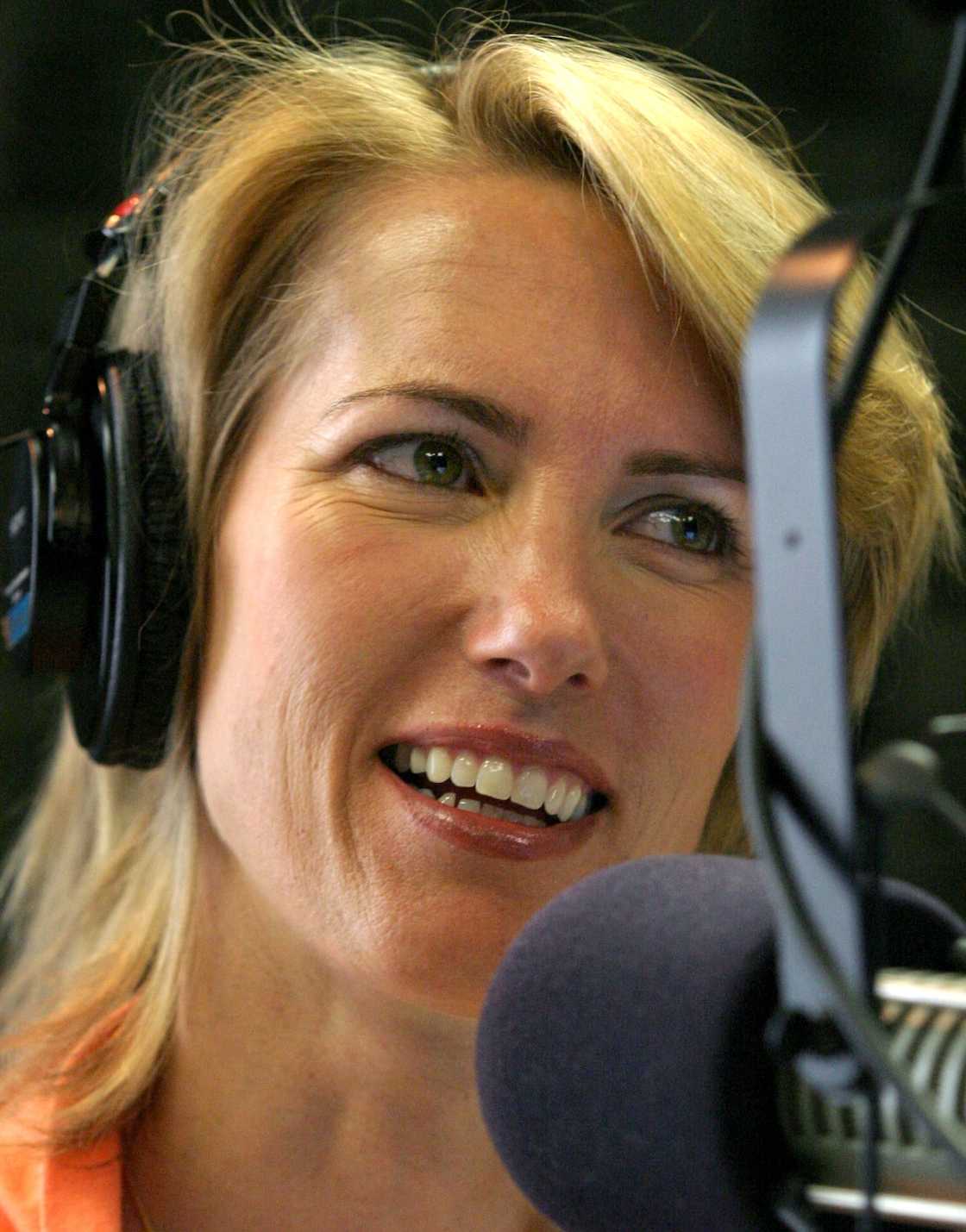 Laura Ingraham: net worth, age, children, husband, tv shows, store, profiles