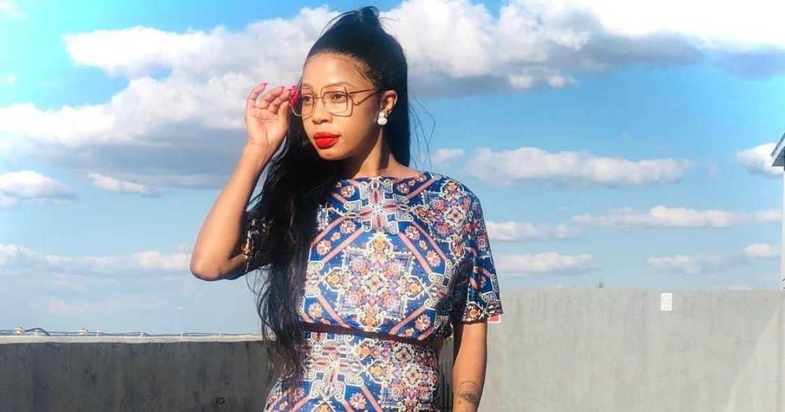 Kelly Khumalo Tells Gospel Fans Where to Get Off: "Yes, Tell Them" Kelly Khumalo Tells Gospel Fans Where to Get Off: "Yes, Tell Them"