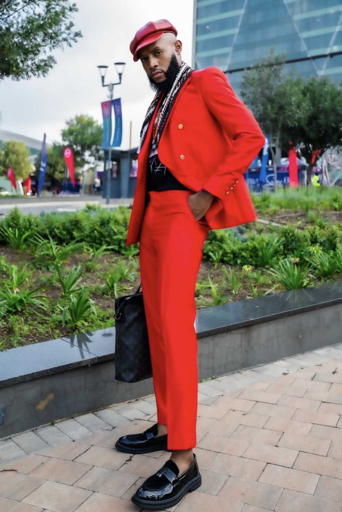 Mohale Motaung is reportedly now a fashion designer Mohale Motaung is reportedly now a fashion designer