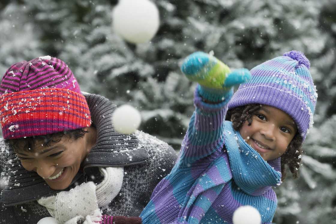 Snowball Fight Christmas games