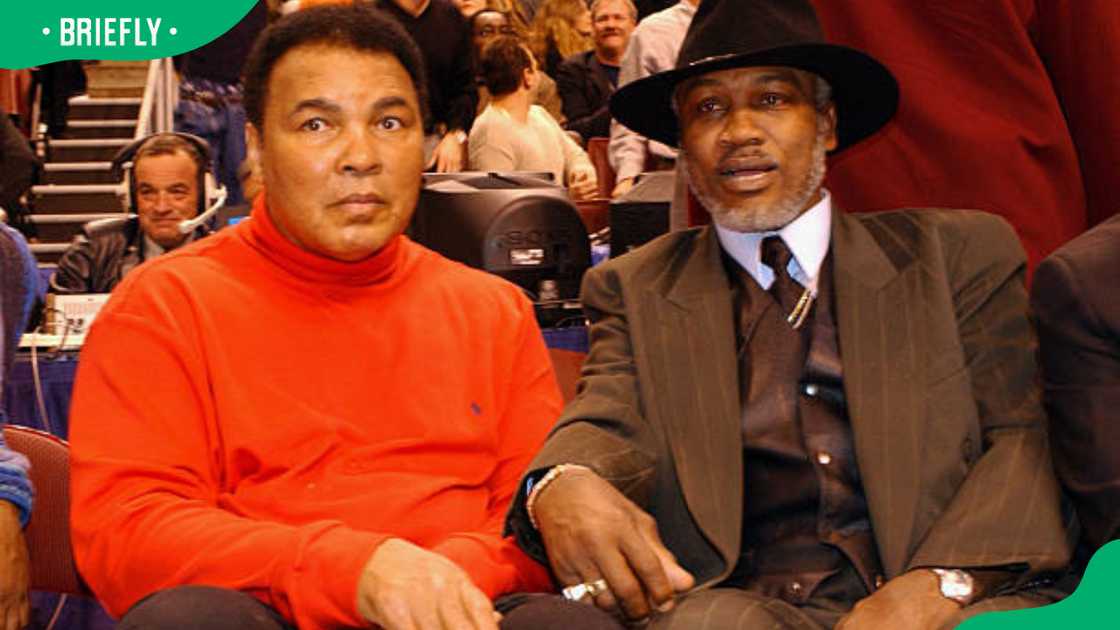 Muhammad Ali and Joe Frazier during the 2002 NBA All-Star Weekend