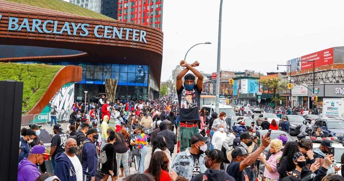 DMX: Emotions Run High as Monster Truck Carries Casket of Late Rapper to His Memorial