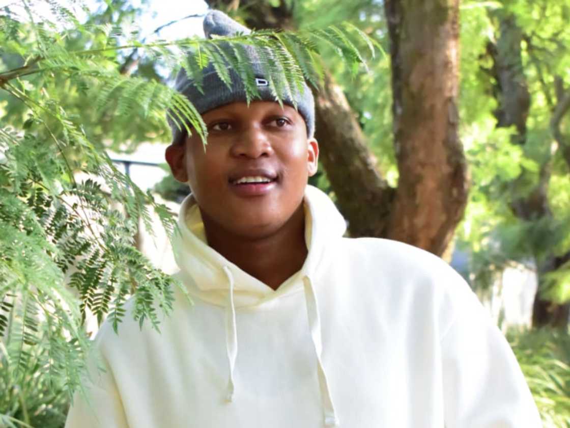 Bravo B seemingly reacted to the drama on 'BB Mzansi' Bravo B seemingly reacted to the drama on 'BB Mzansi'