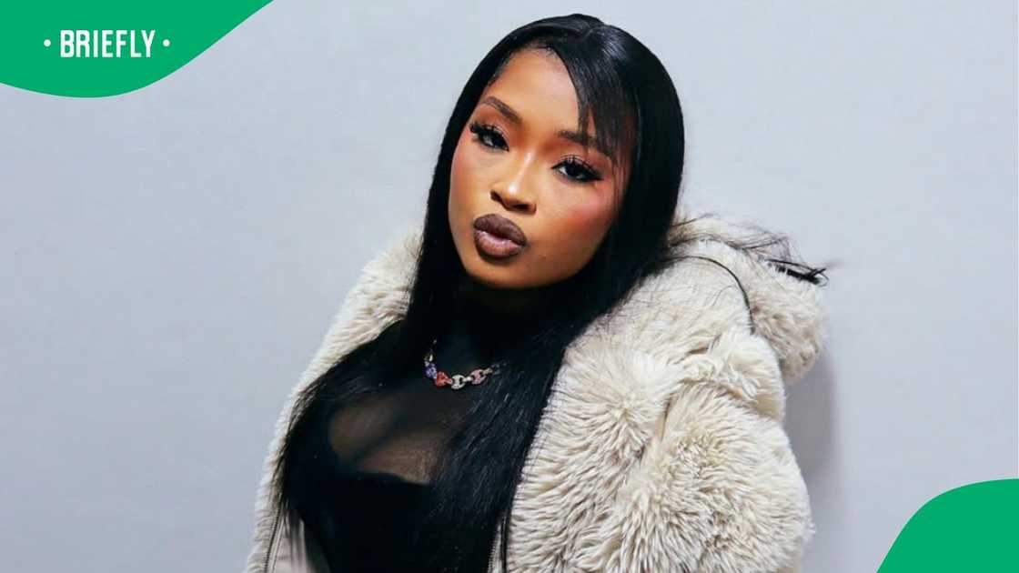Cyan Boujee declined a woman's request for a kiss Cyan Boujee declined a woman's request for a kiss
