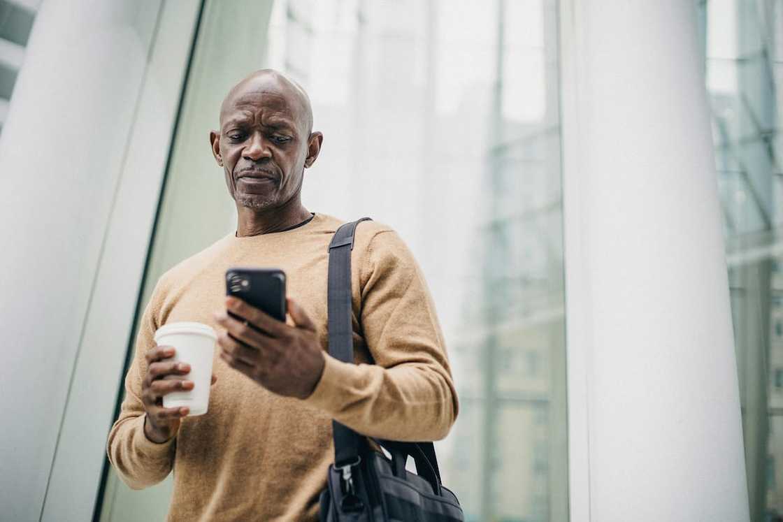 How long does money stay in an FNB eWallet? How long does money stay in an FNB eWallet?