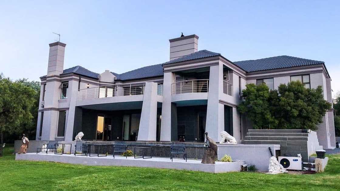 Who owns the most expensive house in South Africa?