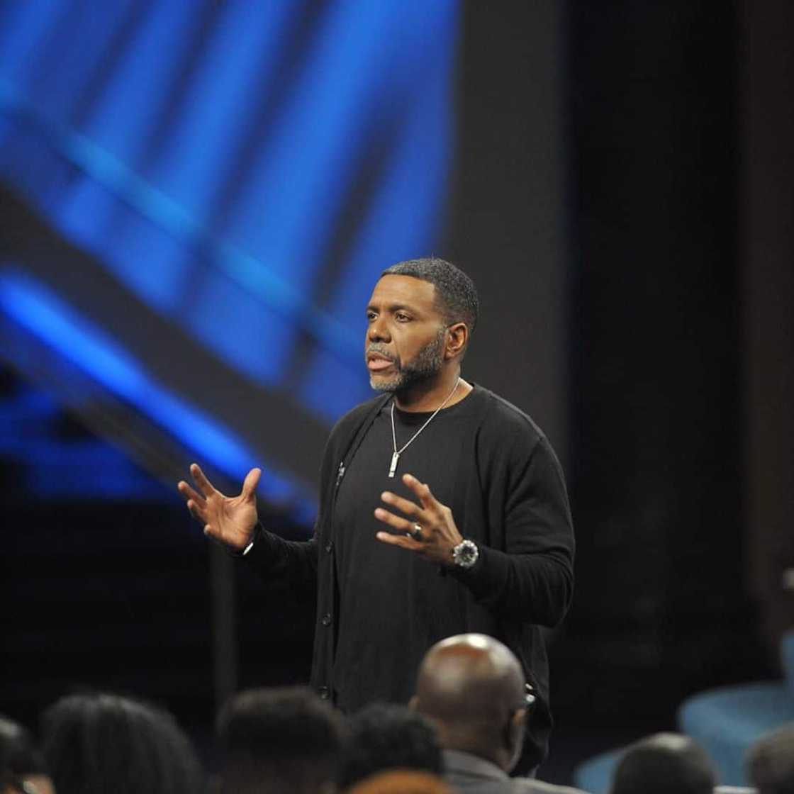 Creflo Dollar