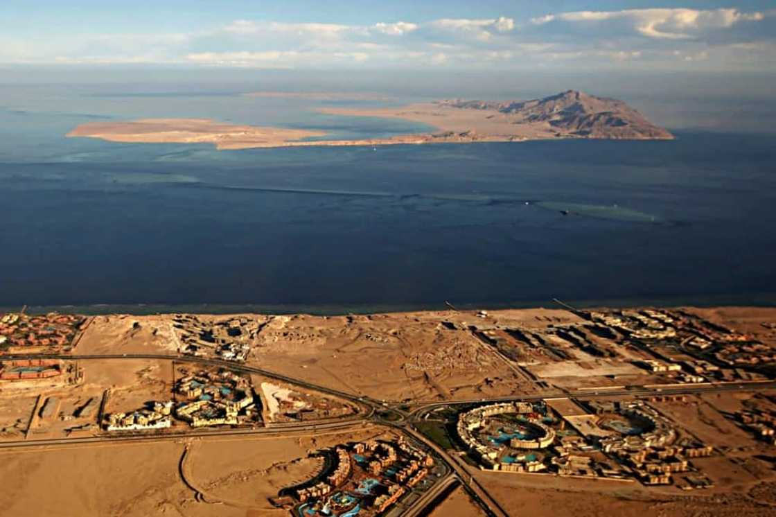 The future status of the Red Sea's Tiran (foreground) and Sanafir (background) islands factor into an incipient relationship between Israel and Saudi Arabia The future status of the Red Sea's Tiran (foreground) and Sanafir (background) islands factor into an incipient relationship between Israel and Saudi Arabia