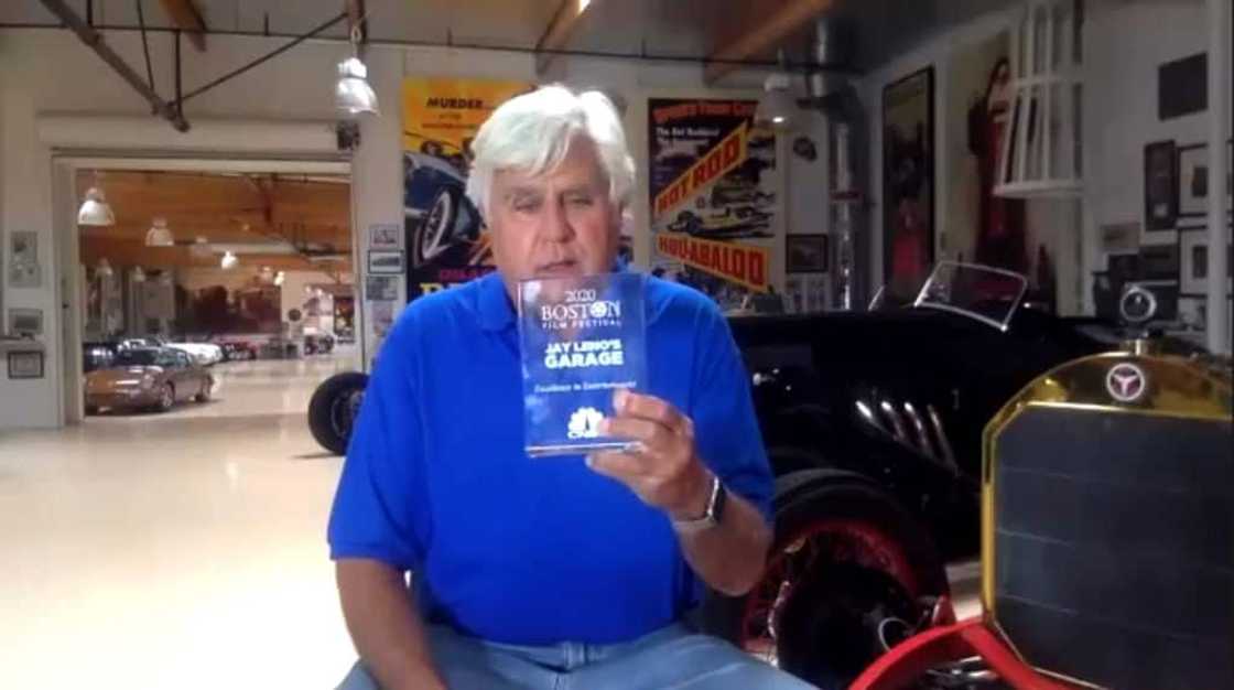 Jay Leno displayed an award Jay Leno displayed an award