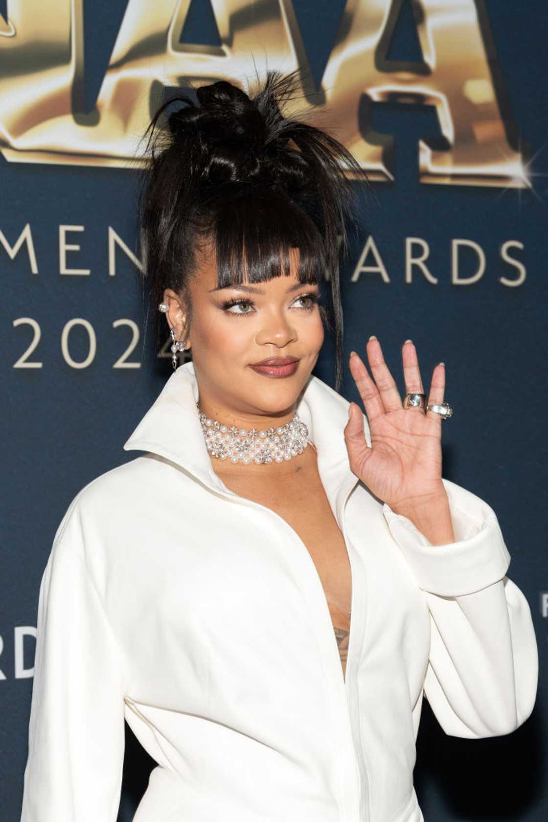 Rihanna will be releasing a new song. Rihanna will be releasing a new song.