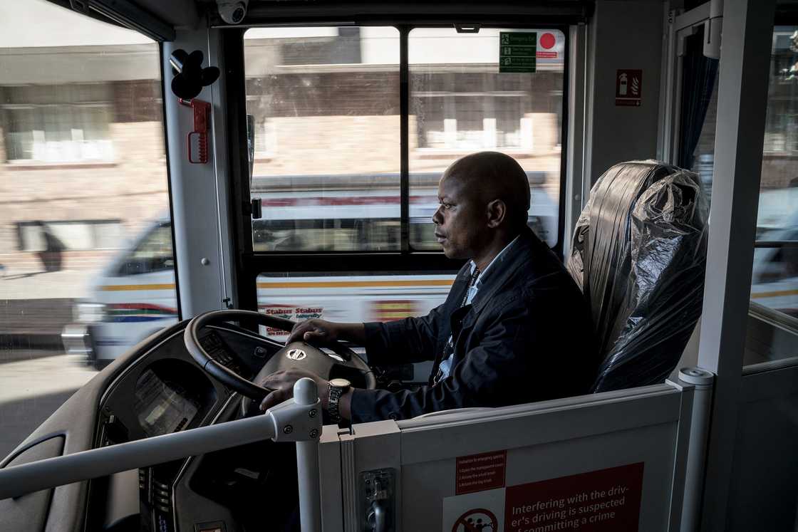 Arrive Alive CEO Advocate Johan Jonck told Briefly News that fleet management systems can help bus drivers prevent accident