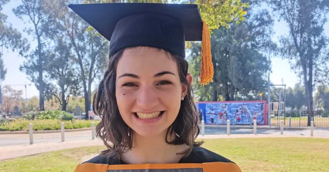 'My Hearing Loss Does Not Define Me': UP Student Celebrates Her Graduation 'My Hearing Loss Does Not Define Me': UP Student Celebrates Her Graduation