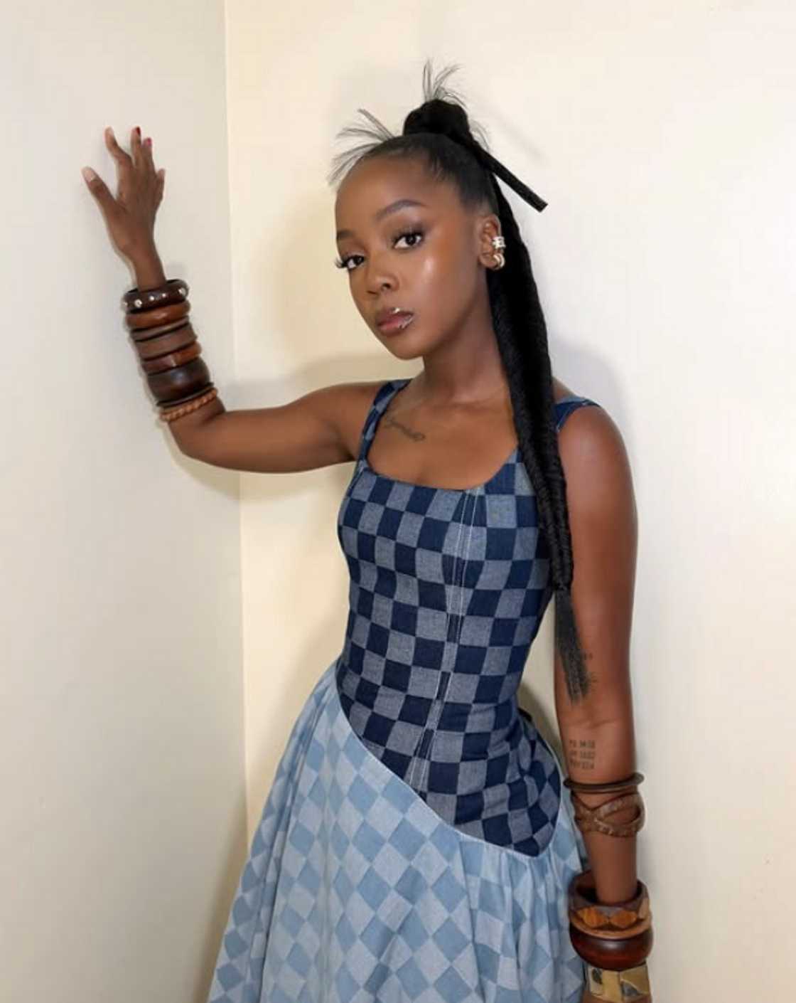 Online users were hysterical over Thuso Mbedu's unfiltered response