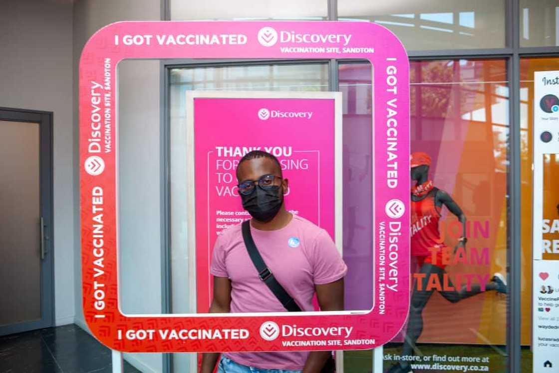 COVID 19, statistics, vaccine COVID 19, statistics, vaccine